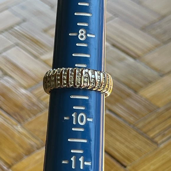 Unisex sterling & CZ band ring - Picture 4 of 8